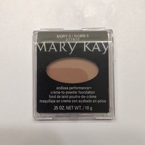 Mary Kay ivory 5 creme to powder foundation.